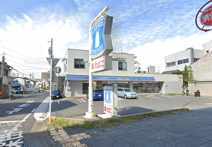 コンビニ　ローソン北区清水1丁目店（コンビニ）まで220m