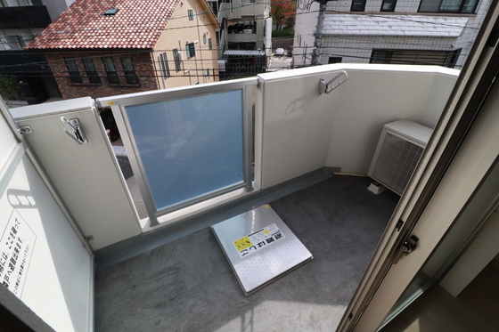 バルコニー　※別号室のお写真です