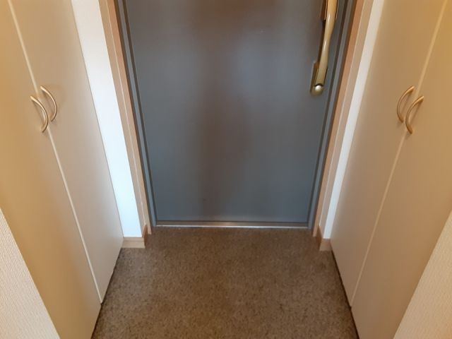 プレサンス名古屋駅前の玄関写真