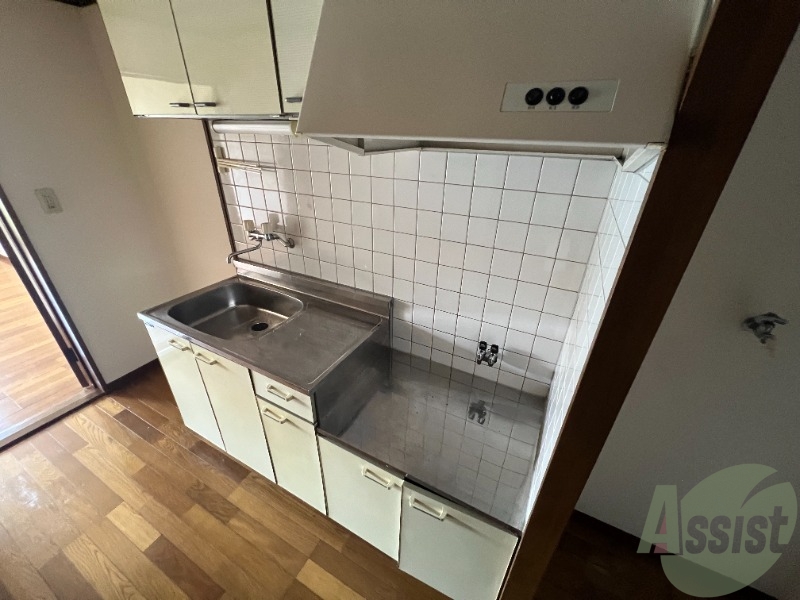 キッチン　キッチンは、ガスコンロを設置して頂くようになります。