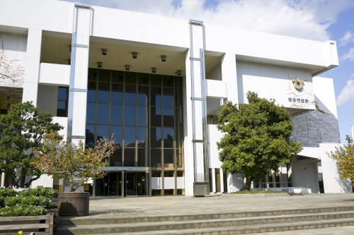 役所　知多市役所（役所）まで1877m