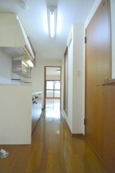 玄関　他号室のお写真です