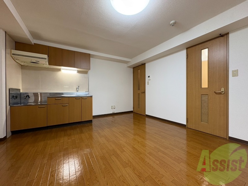 居室・リビング　広くてきれいなリビングです！快適に過ごせそうですね。