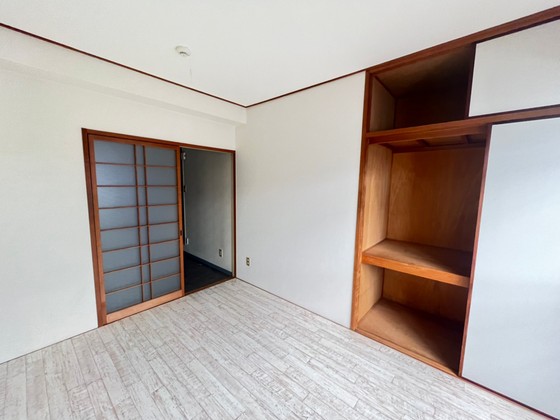 収納　※別部屋の写真です