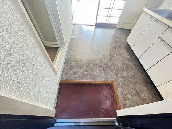 玄関　※別部屋の写真です