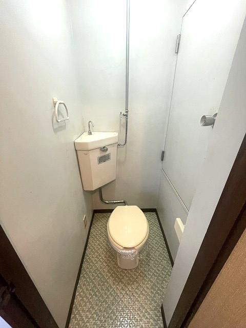 トイレ　トイレ