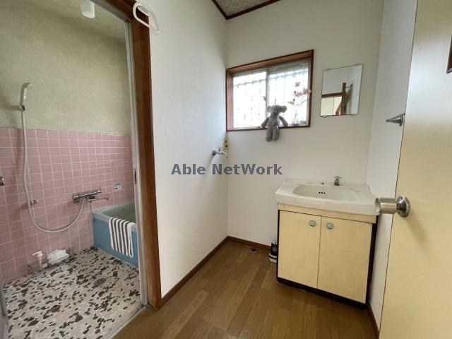 洗面設備　洗面所