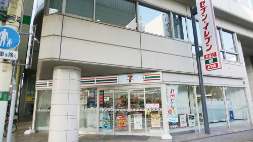 コンビニ　セブンイレブン 高松田町店（コンビニ）まで736m