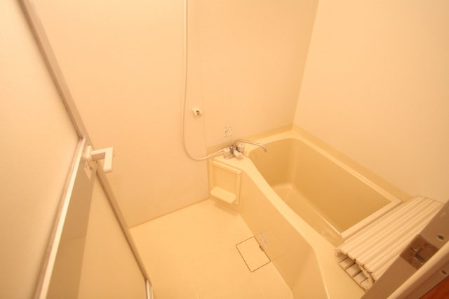 バス・シャワールーム　別室の参考写真です。※現況優先