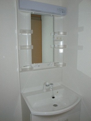 洗面設備　シャワードレッサー付きです♪