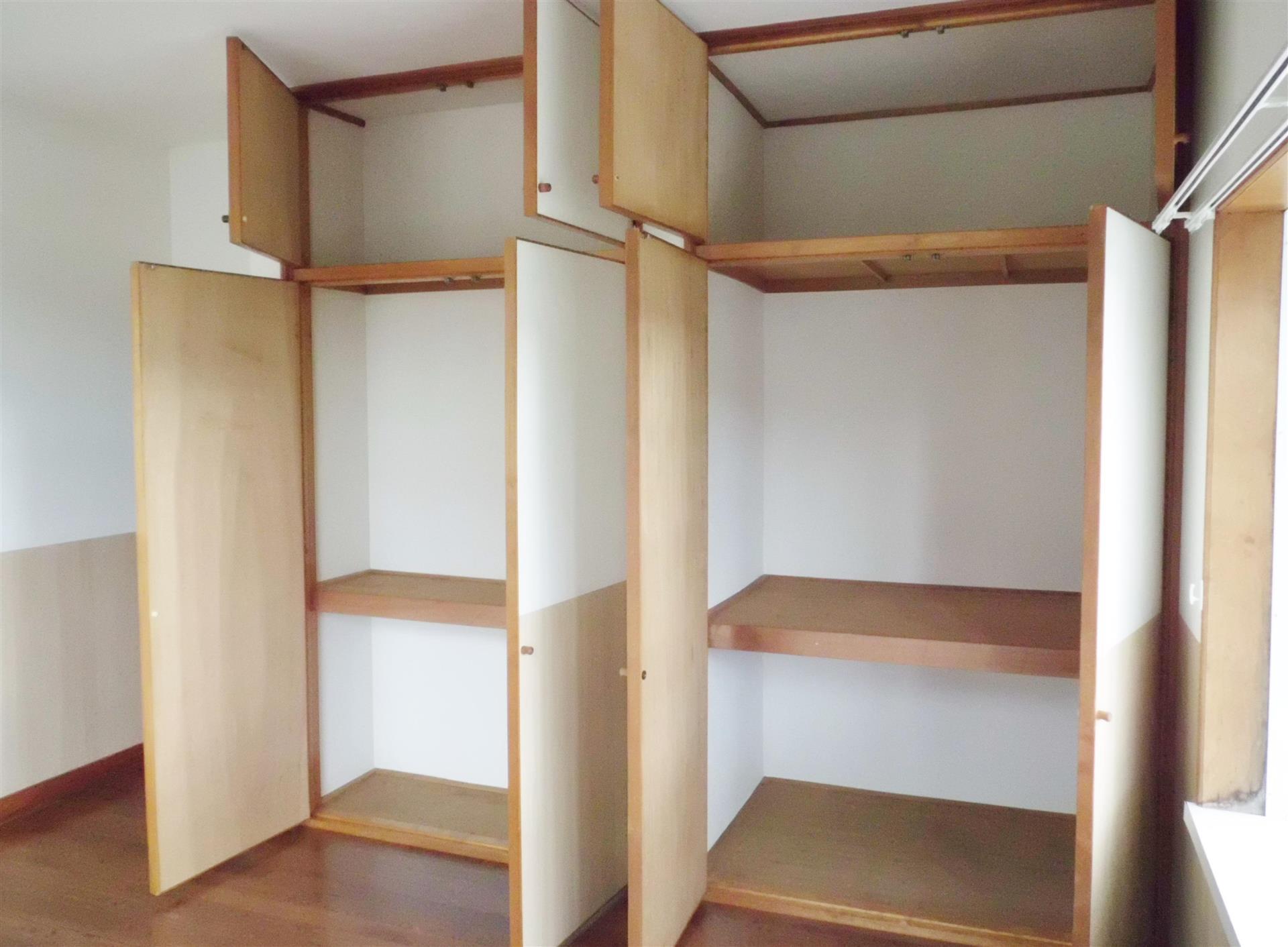 収納　洋室収納