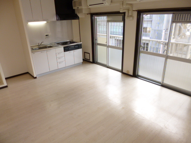 居室・リビング　リビング