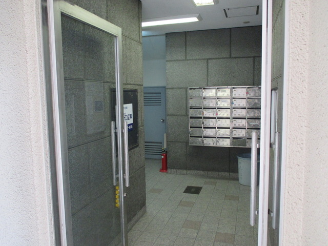 エントランス　エントランス