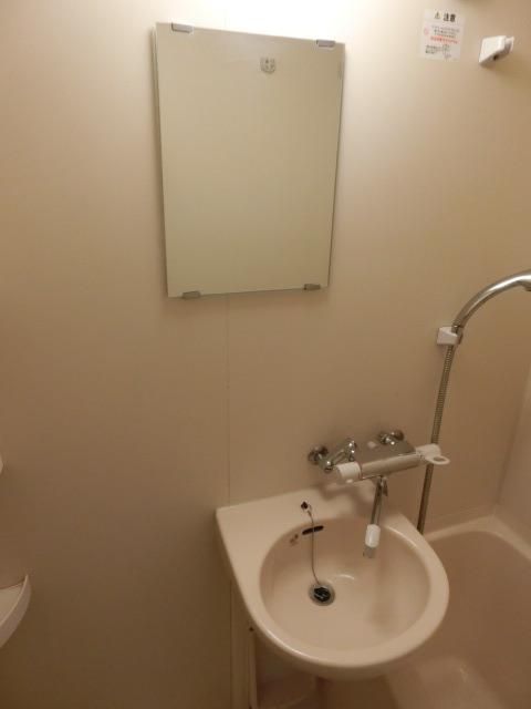 洗面設備　洗面台です
