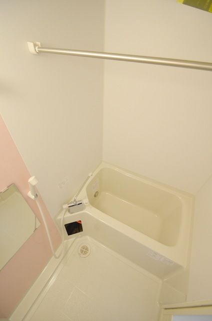 バス・シャワールーム　バスルーム