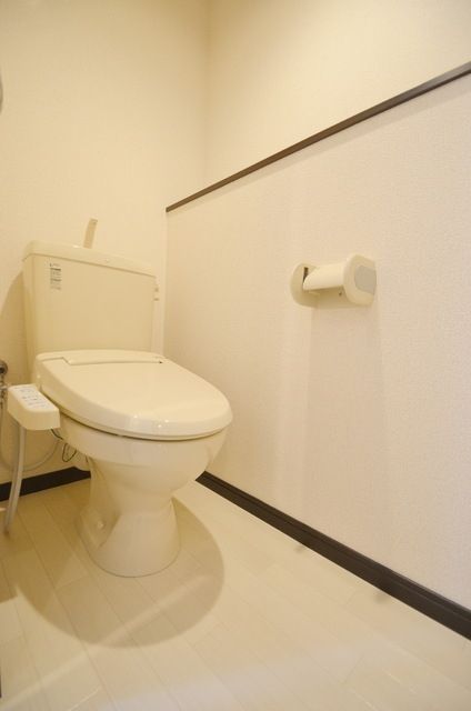 トイレ　シャワー付トイレ