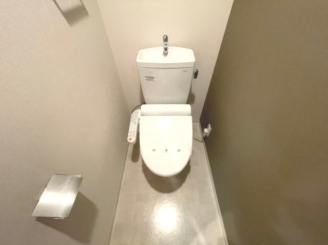 トイレ　詳細は、RISUMO江坂本店→06-6155-7137まで♪