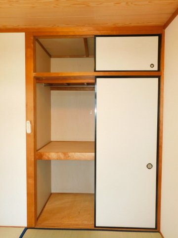 収納　※同型タイプ