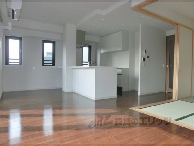 居室・リビング　リビング