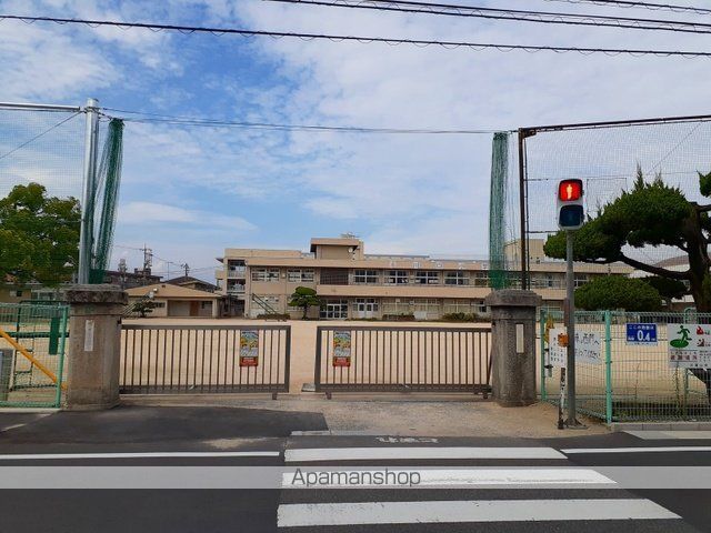 小学校　川口小学校（小学校）まで550m