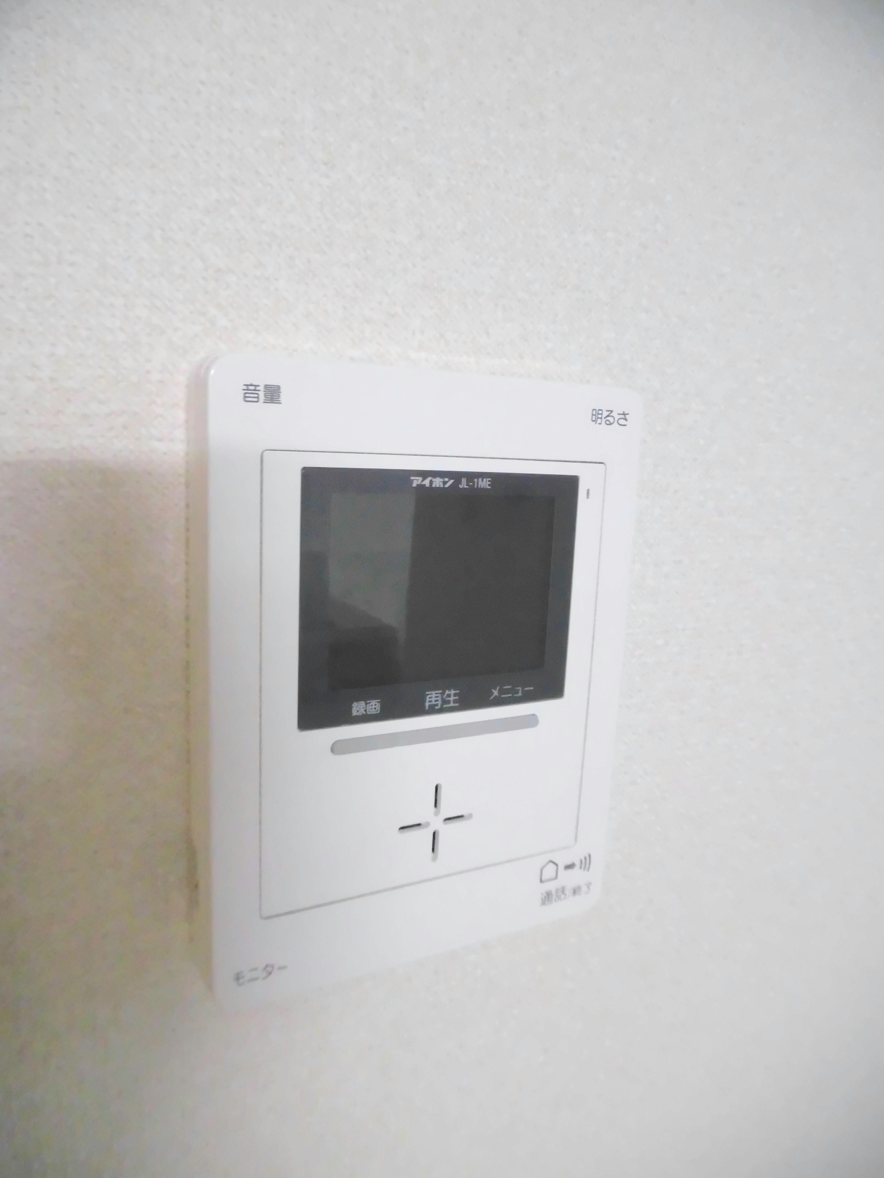 セキュリティ　来客時も安心のモニタ付インターホン♪