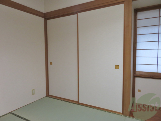 収納　クローゼットがありました。お洋服や荷物はここへ