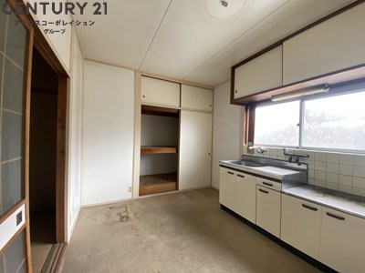 居室・リビング　収納スペース豊富なDKです。