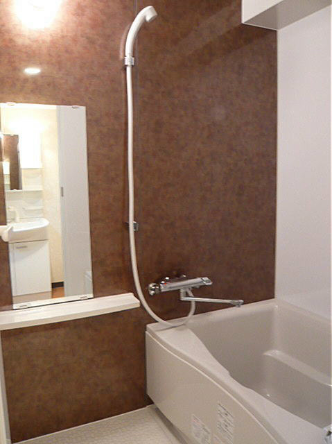 バス・シャワールーム　他のお部屋の写真です。