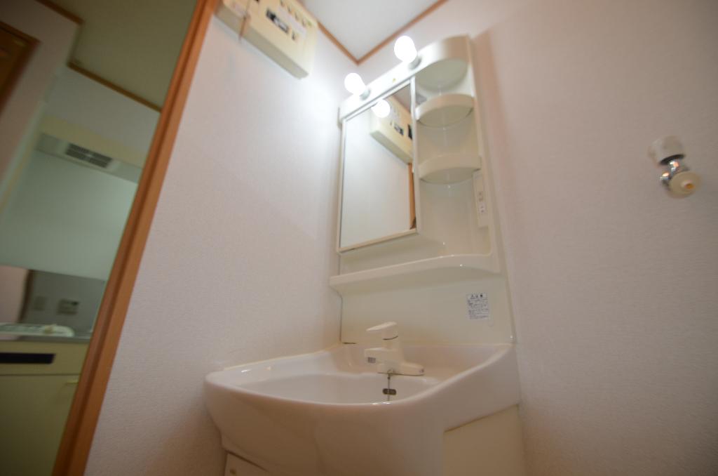 洗面設備　洗髪洗面化粧台