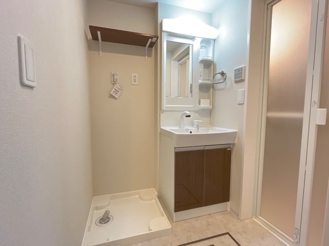 洗面設備　建築中の為、同シリーズ物件でご参考下さい。