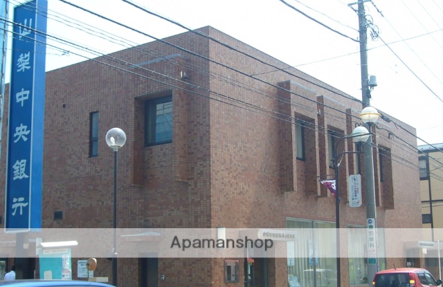 銀行　（株）山梨中央銀行／小金井支店（銀行）まで197m