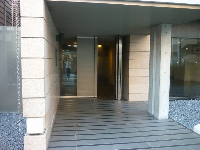 エントランス　エントランス