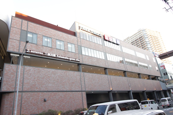 ショッピングセンター　ジョイナステラス二俣川（ショッピングセンター）まで850m