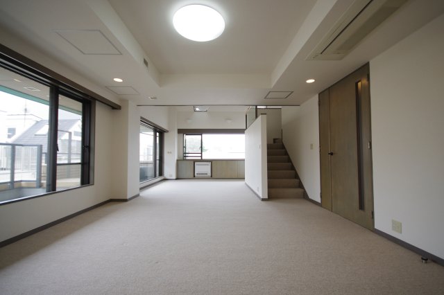 居室・リビング　別室参考写真