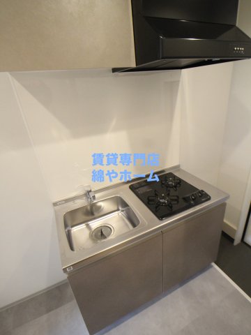 キッチン　コンパクトなキッチンで掃除もラクラク