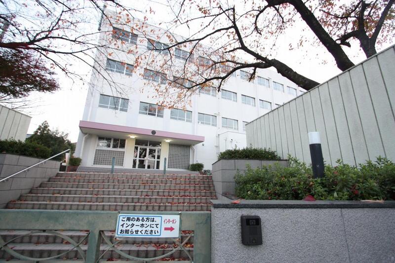 小学校　名古屋市立山根小学校（小学校）まで580m