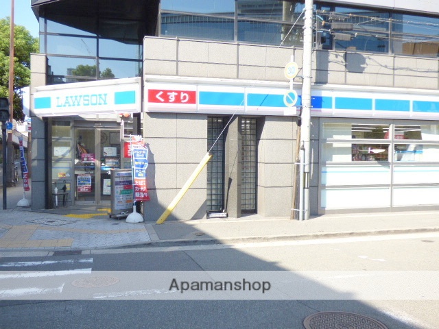 コンビニ　ローソン（コンビニ）まで679m