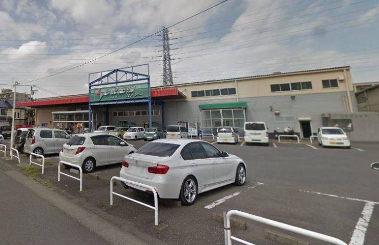 スーパー　しまむらストアー田村店（スーパー）まで727m