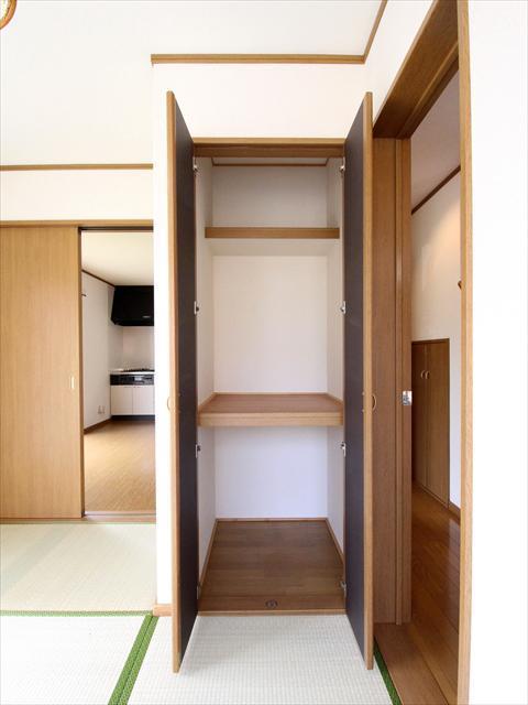 その他　松山市中央　賃貸一戸建　和室押入