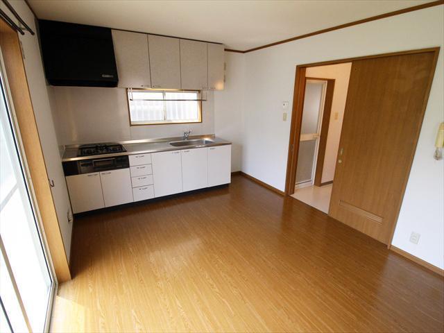 キッチン　松山市中央　賃貸一戸建　キッチン