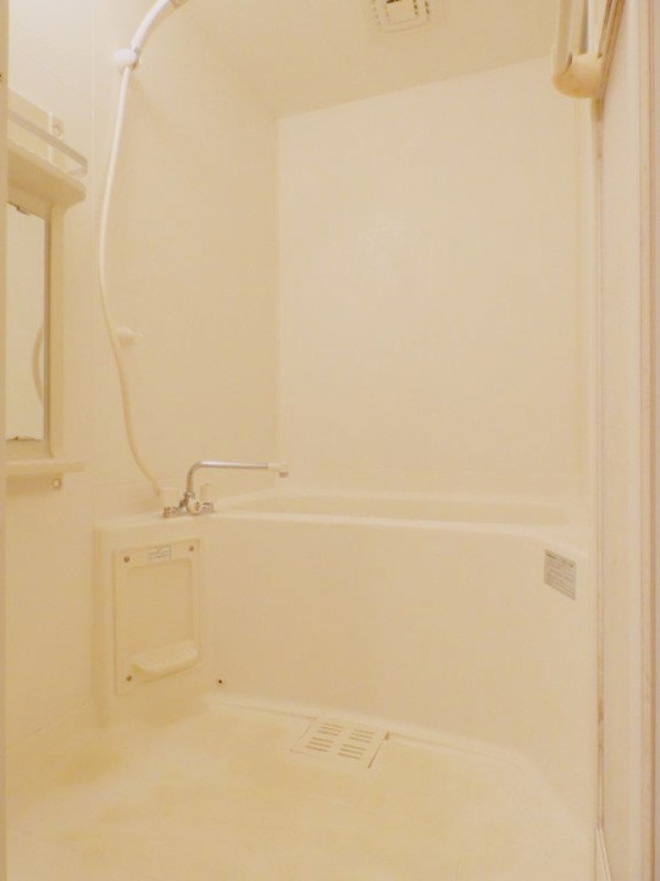 バス・シャワールーム　図面と現状に相違がある場合には現状を優先