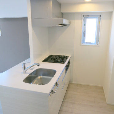 キッチン　アジールコート西馬込II ※反転・別部屋参照　床の色はブラウン