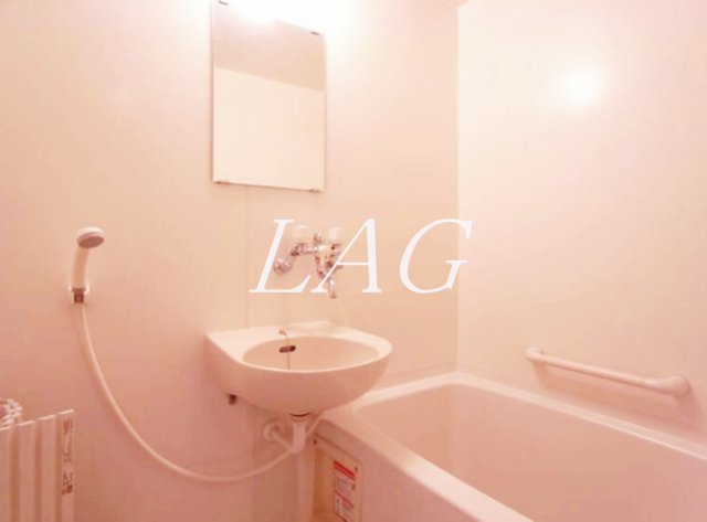 バス・シャワールーム　お風呂です。