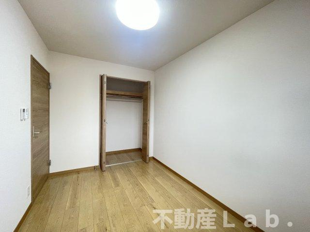 収納　※同型タイプのお写真です。