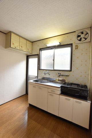 キッチン　別号室の画像です。ご参考下さい