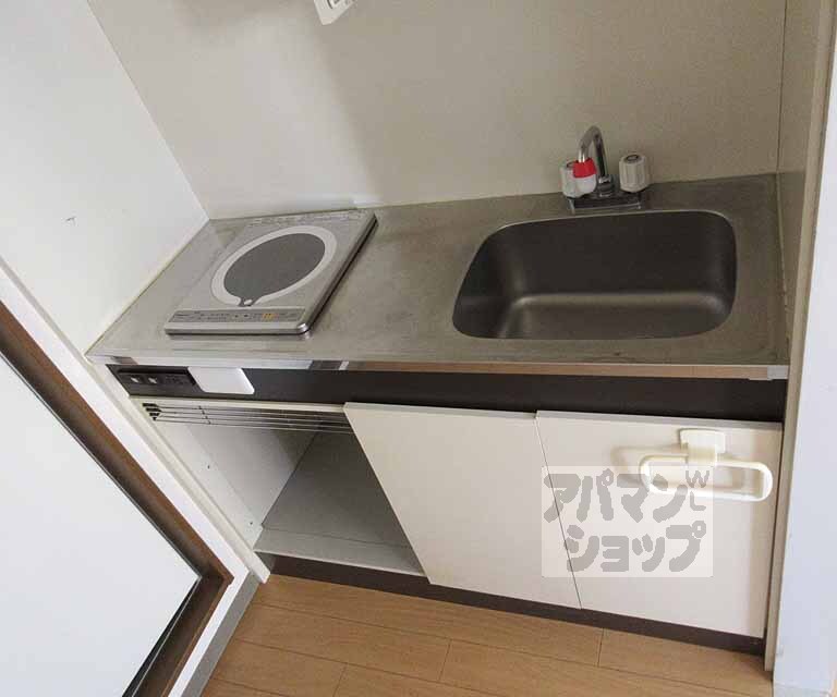 キッチン　コンパクトなキッチンです