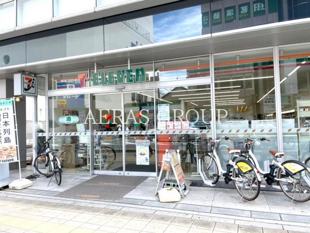コンビニ　セブンイレブンさいたま大宮駅東（コンビニ）まで338m