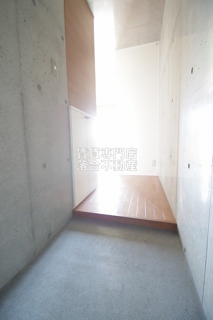 玄関　落ち着いた玄関