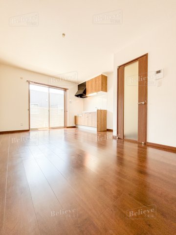 バルコニー　陽当たり良好なバルコニーです♪