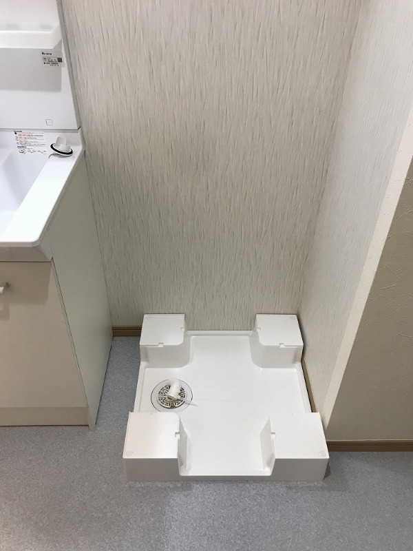 洗面設備　室内洗濯機置場（同仕様写真）